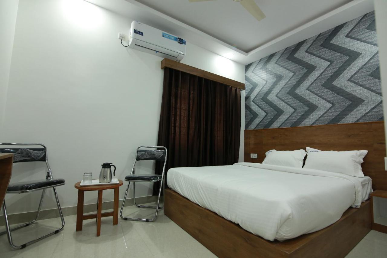 Hotel Bg Inn Bangalore Exterior photo